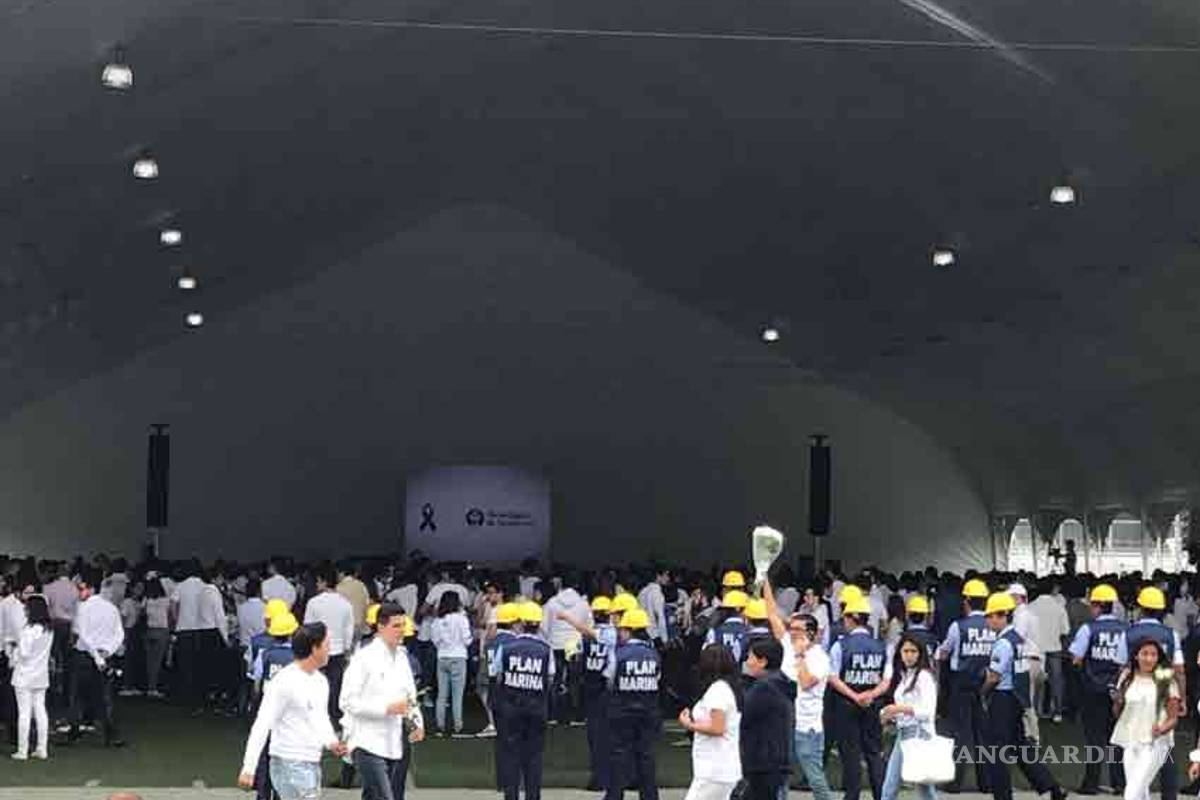 $!Despiden a alumnos fallecidos en Tec de Monterrey con homenaje