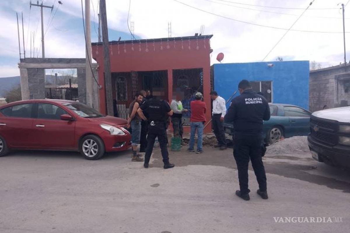 Detenidos en flagrancia por intentar conectarse clandestinamente a la red del agua del Simas de Monclova