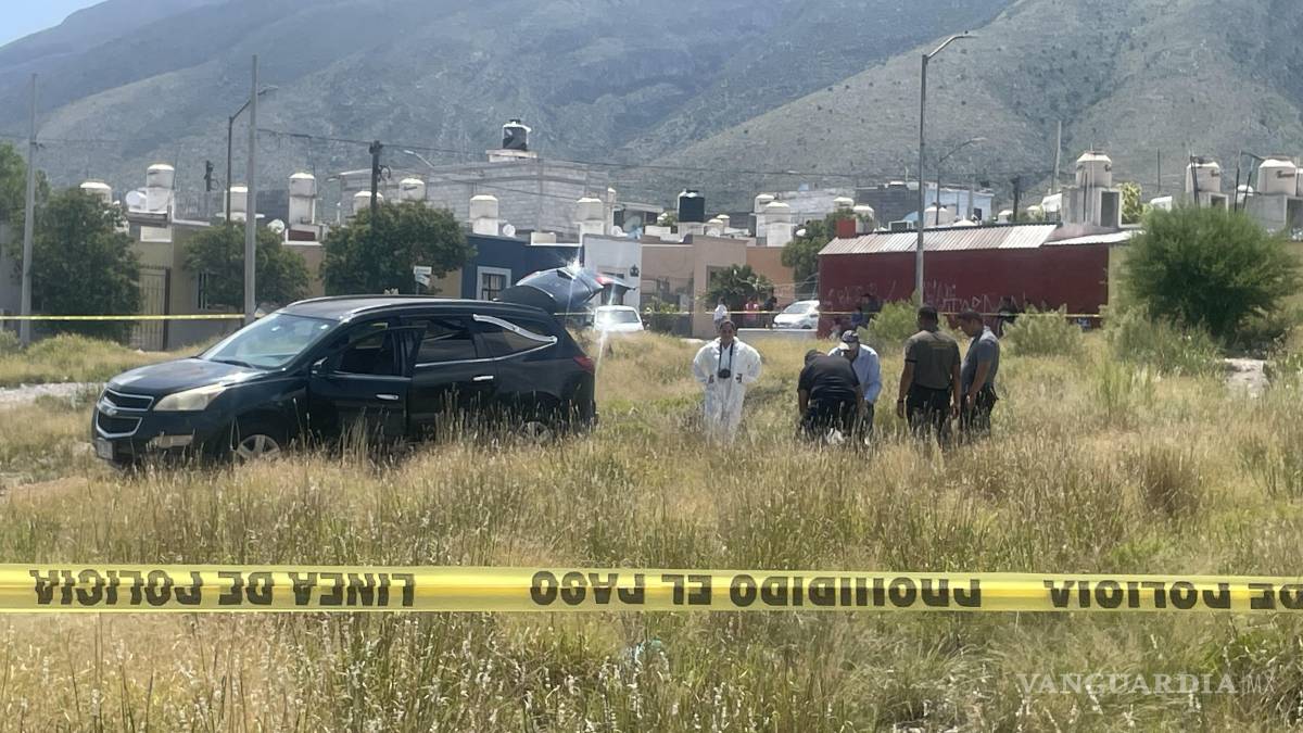 Encuentran un cadáver en terreno baldío, en Saltillo