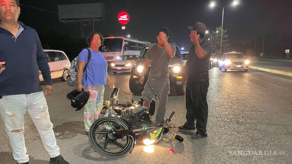 Saltillo: motociclista termina hospitalizado tras choque por alcance