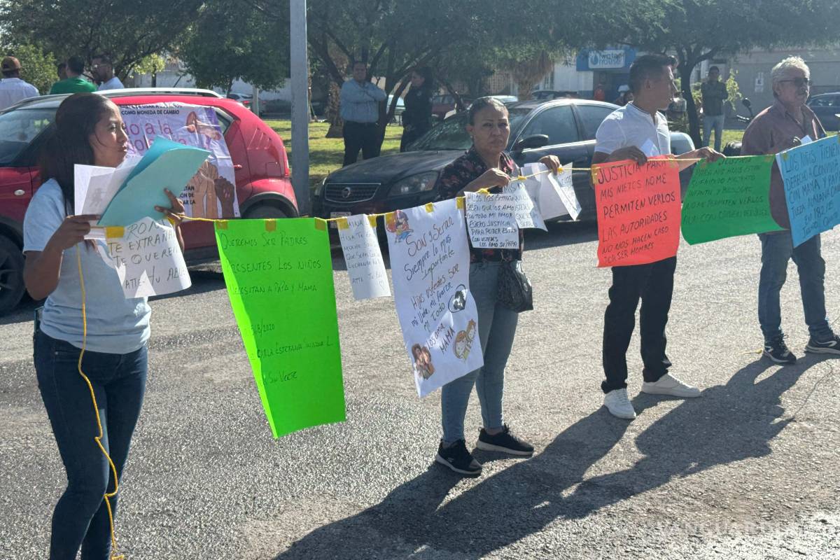 Torreón: Padre exige justicia, no ve a sus hijas desde enero y denuncia amenazas