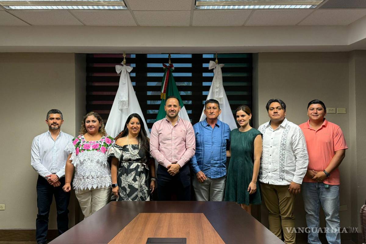 $!Autoridades de Bacalar promueven su oferta turística ante empresarios y medios de comunicación.