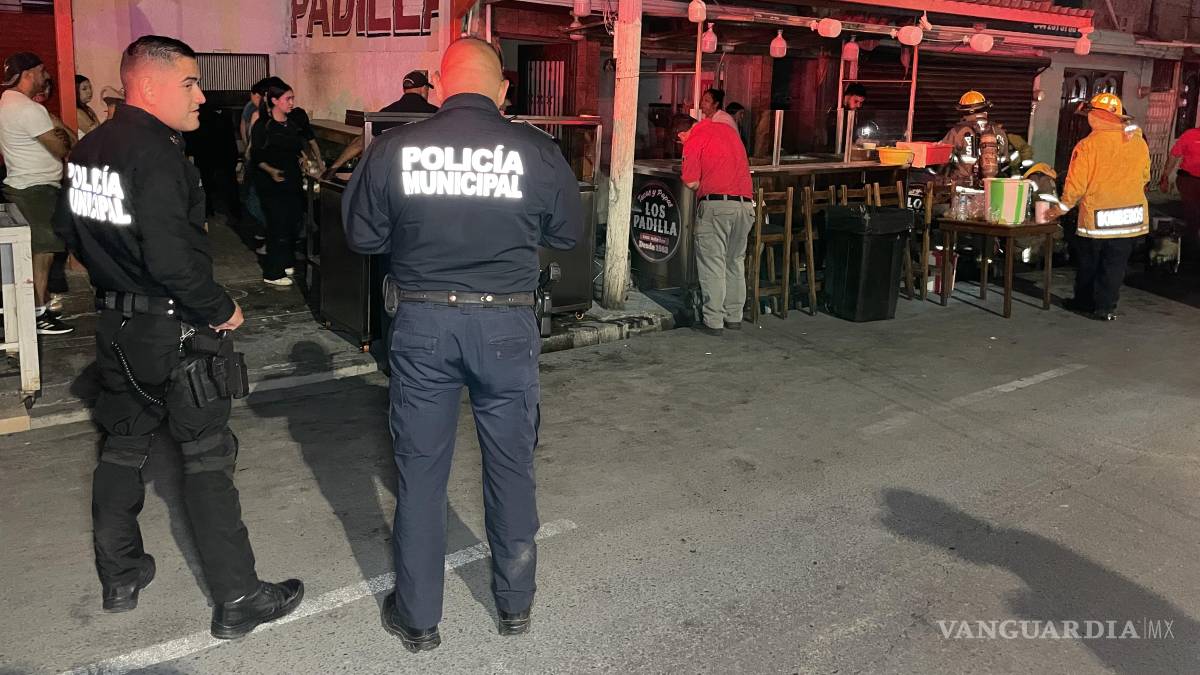 Incendio en taquería moviliza a las autoridades de Saltillo