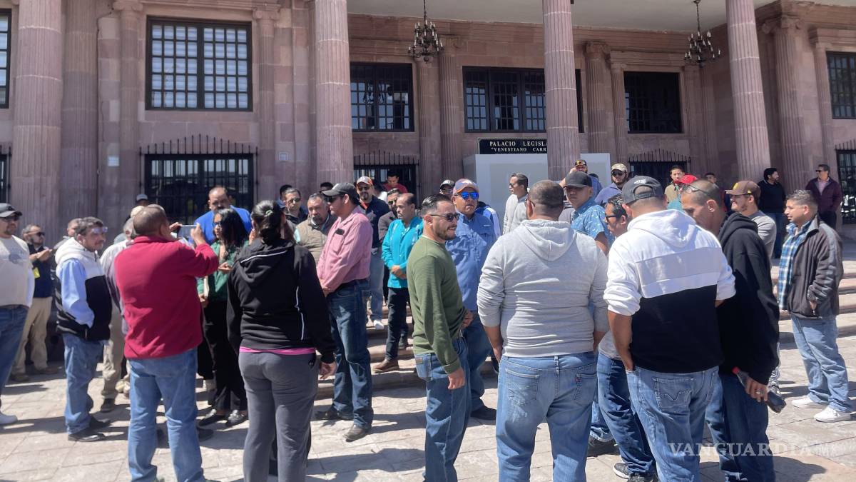 Exigen conductores de apps condiciones justas y denuncian acoso policial