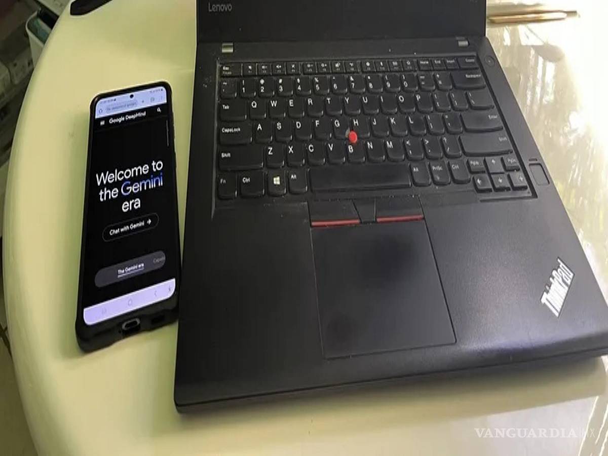 $!Una laptop con la página de entrada de Gemini, el chatbot con inteligencia artificial (IA) de Google.