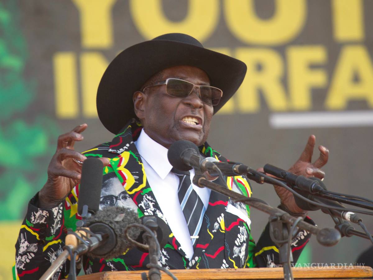 $!Robert Mugabe, de héroe de la independencia a tirano