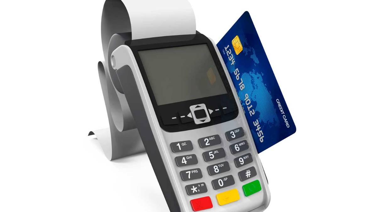 Denuncia saltillense clonación de tarjeta bancaria