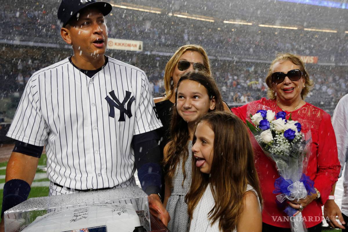 Alex Rodriguez se despide de una carrera llena de récords y polémica