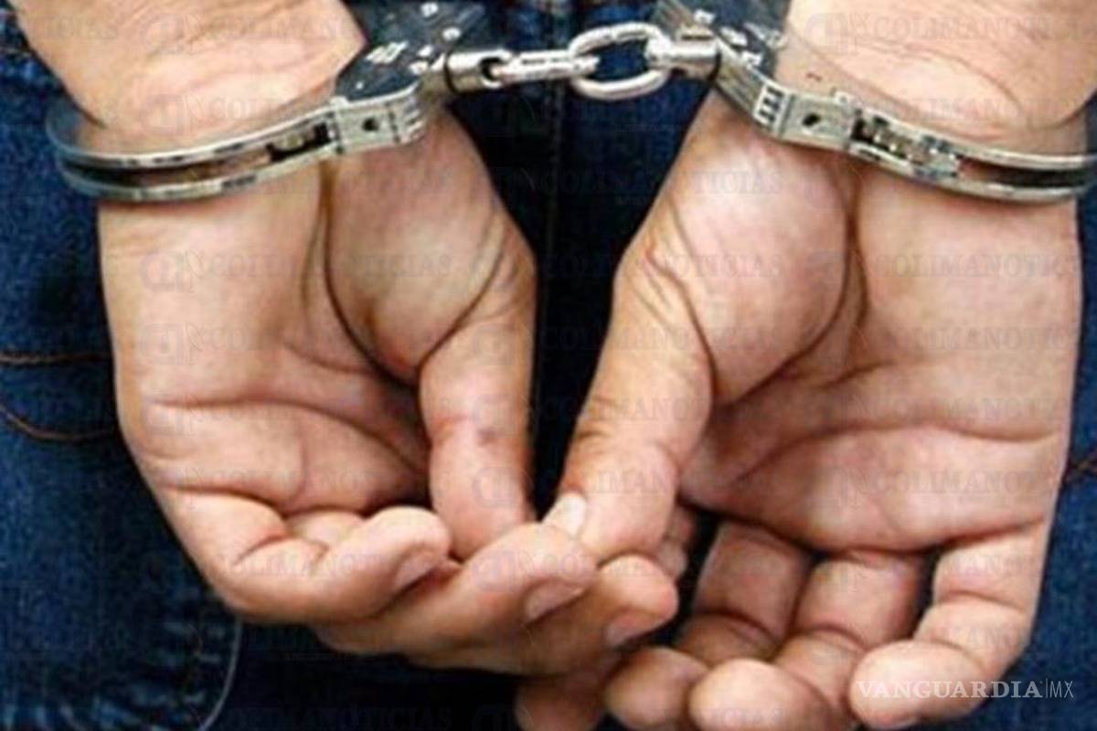 Detienen conductor por circular en auto robado en colonia Guayulera de Saltillo