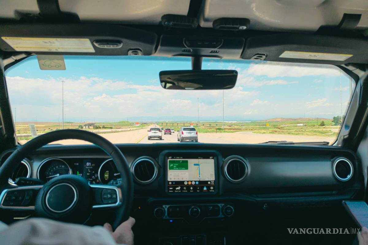 Viaje con seguridad: Si va por carretera, tome en consideración estos consejos