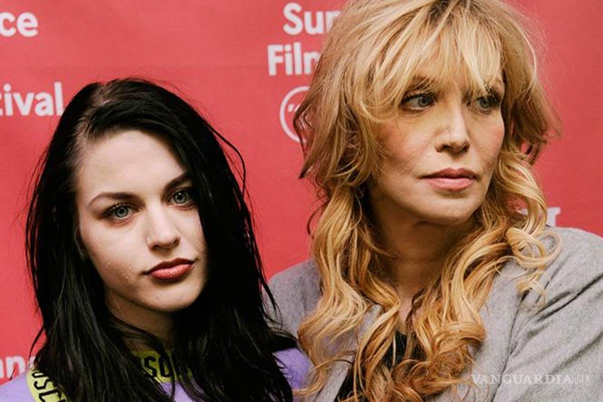 Familia de Kurt Cobain le rinde tributo en su 51 aniversario