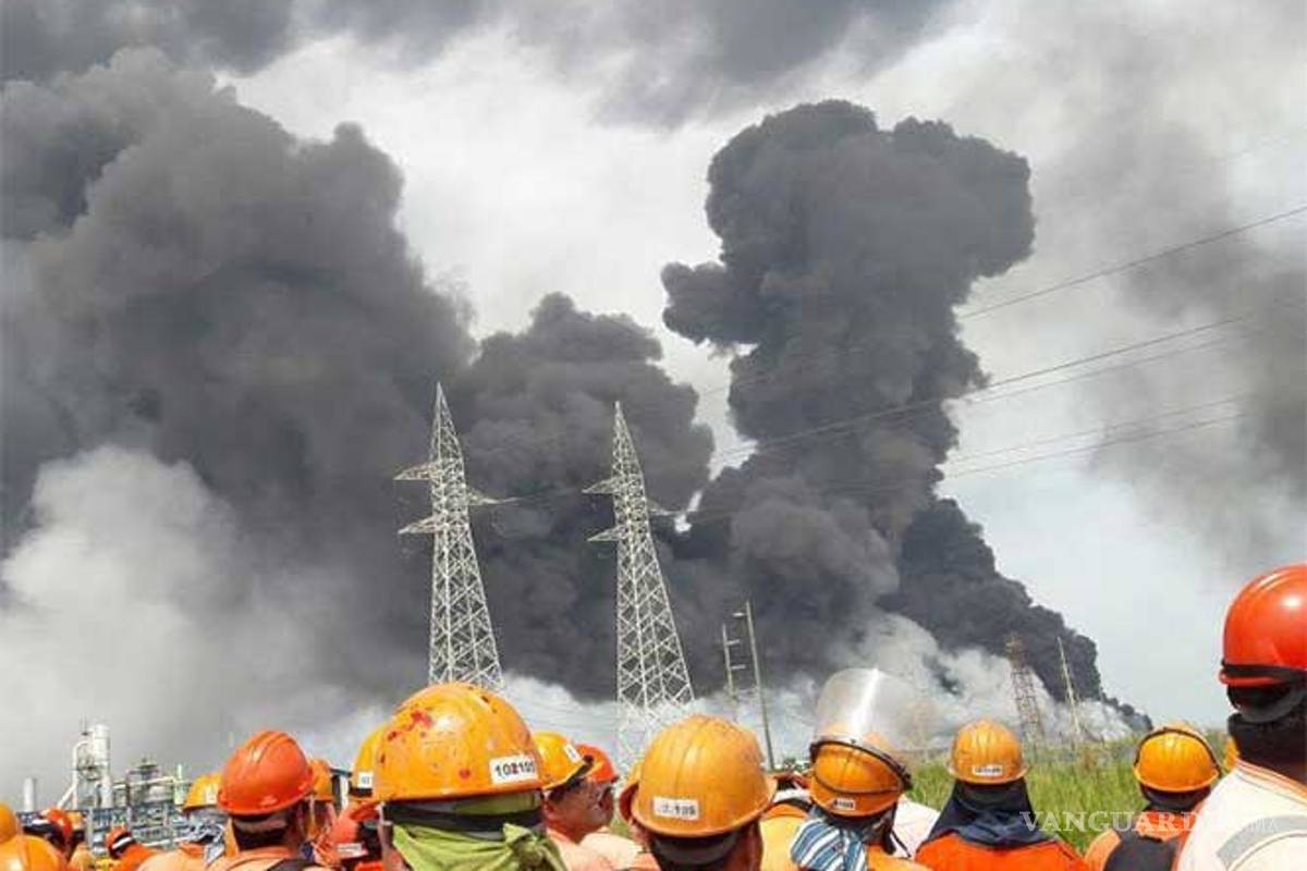 Explosión en planta petroquímica Pajaritos deja 3 muertos y 136 heridos (FOTOS)