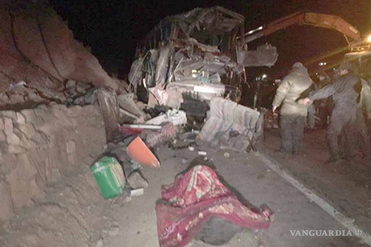 Mueren 17 personas en accidente carretero en Bolivia