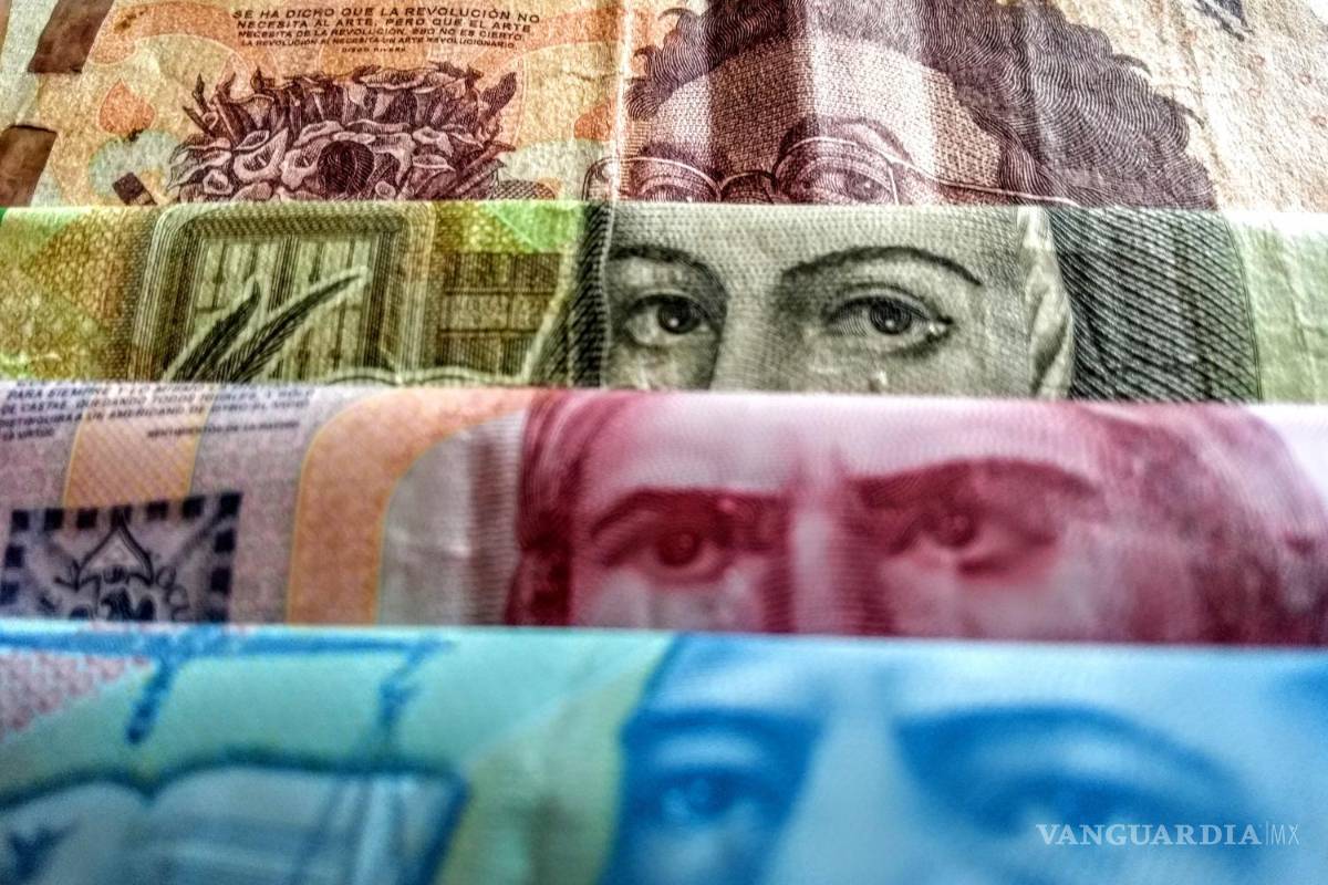 Va economía en ruta de una recesión: Inegi