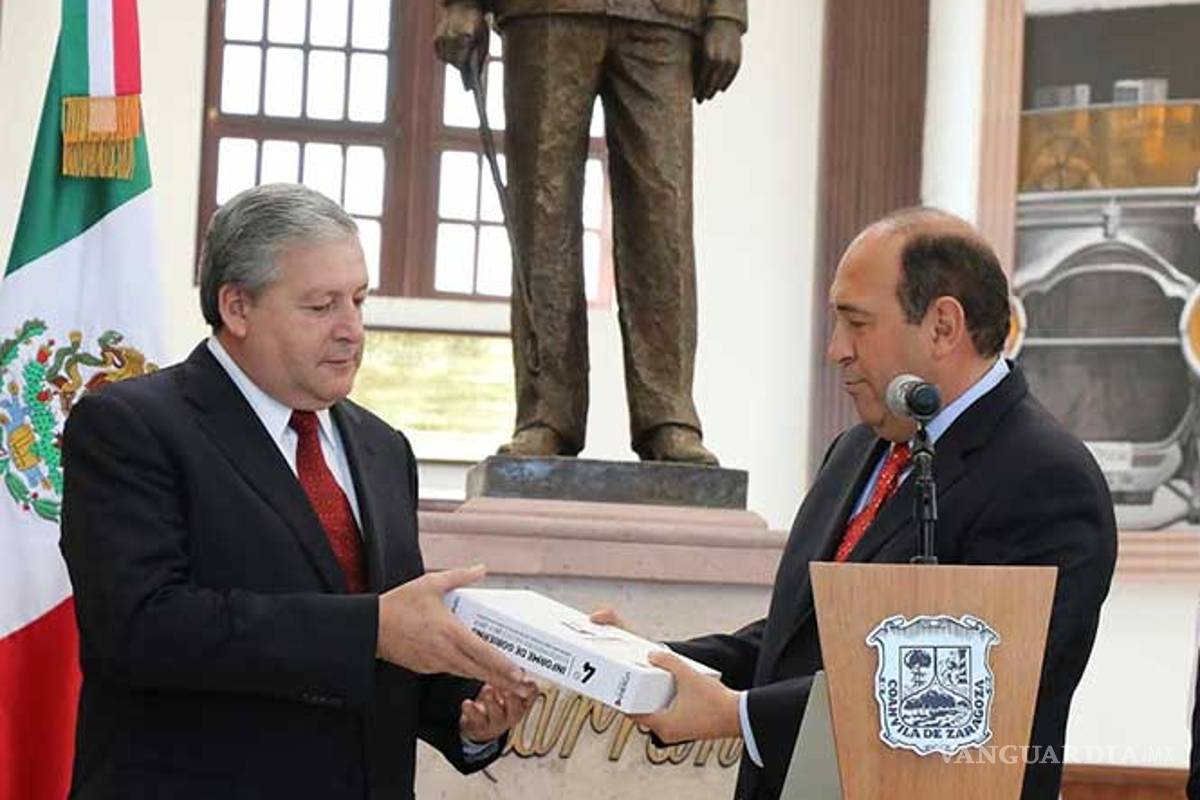 Gobernador Ruben Moreira entrega cuarto informe de gobierno al Congreso