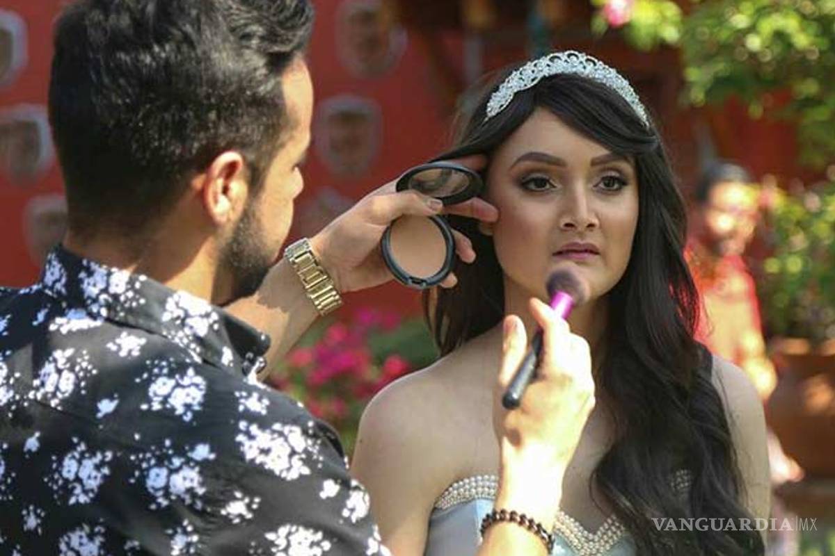 Joven con leucemia cumple sueño de ser modelo