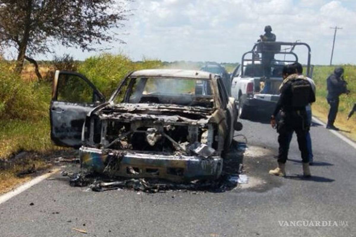 Secuestradores huyen de la policía y mueren calcinados