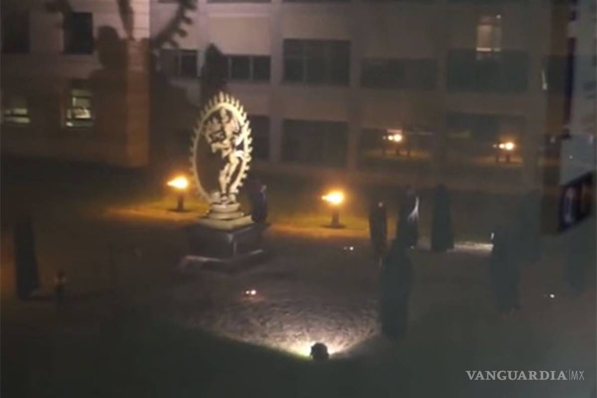 Hacen simulación de sacrificio humano en el CERN (Video)