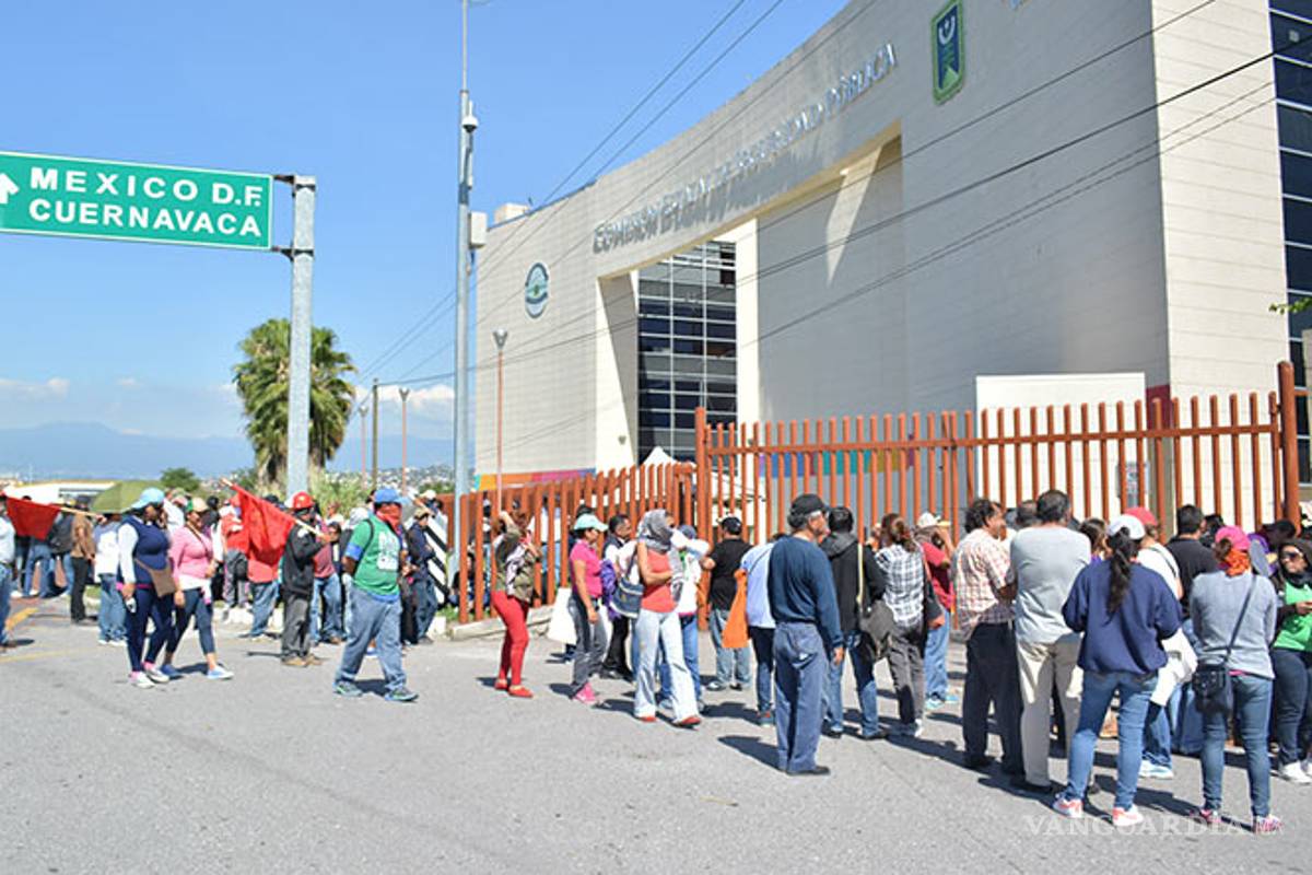 Liberan a maestros detenidos por bloquear sedes de evaluación en Morelos