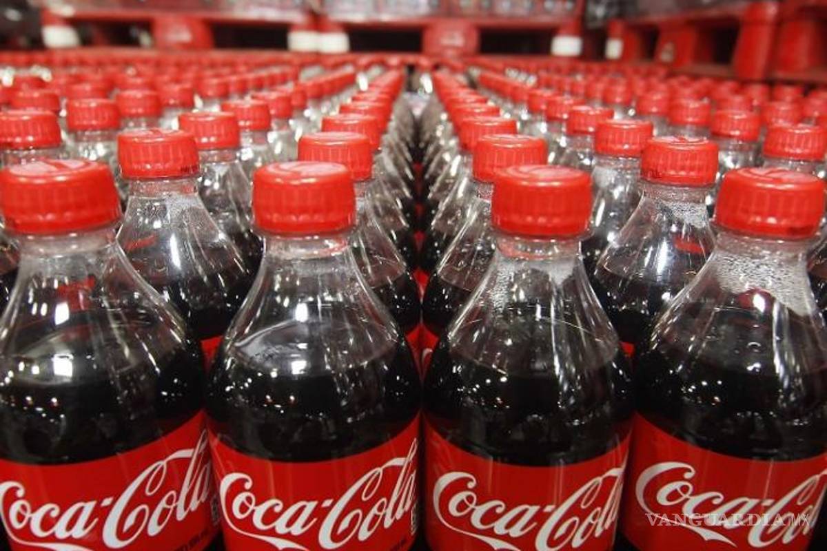 Coca-Cola le 'echa un ojo' al mercado de la mariguana