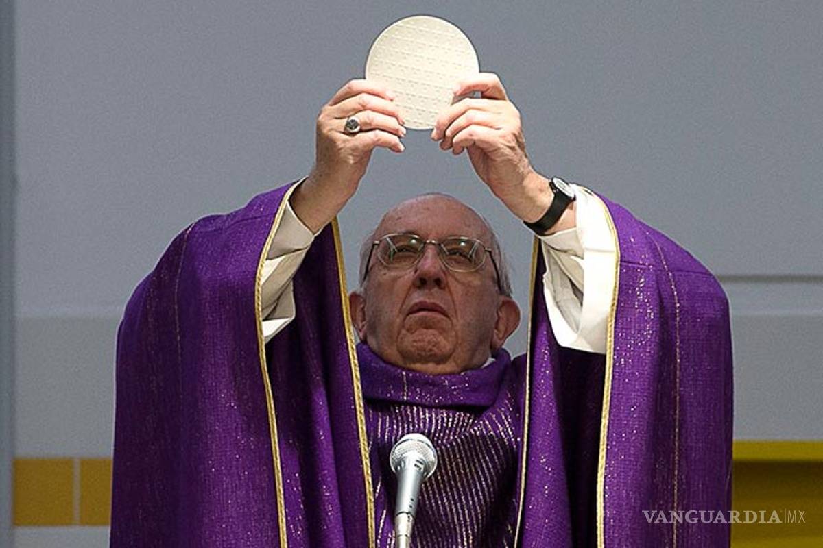 Improbable que Papa se refiera a tema de Ayotzinapa: canónigo