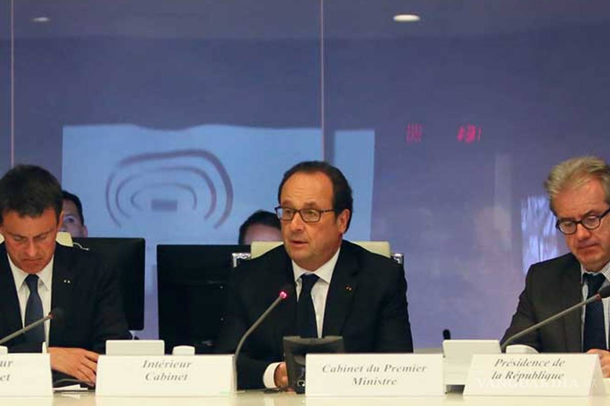 Se reúnen Hollande y su primer ministro tras atentado en Niza