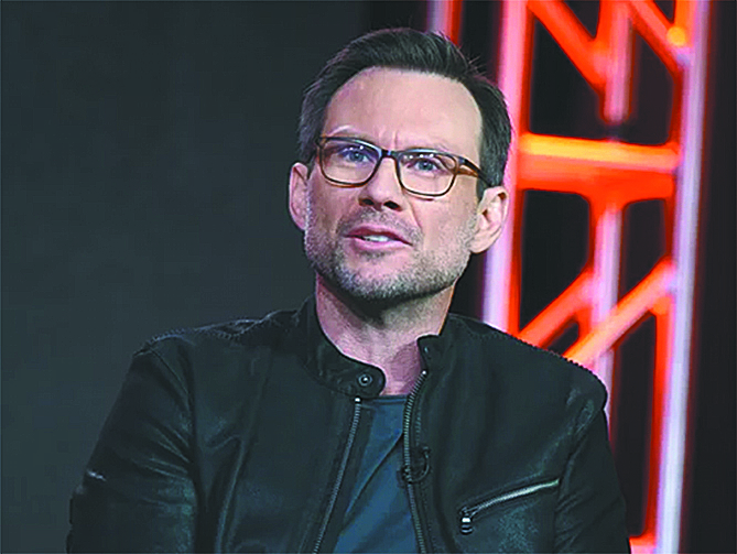 Christian Slater confiesa que su padre lo intentó matar