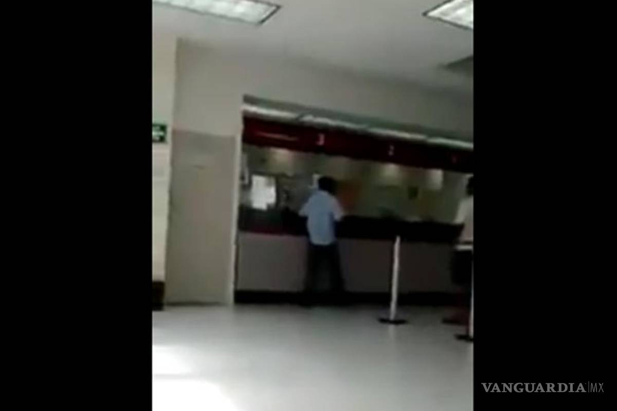 Graba mujer asalto a un banco en Huatulco, Oaxaca (Video)