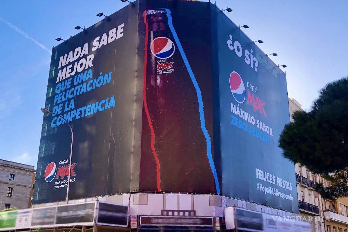 Pepsi devuelve felicitación a Coca-Cola antes de Navidad