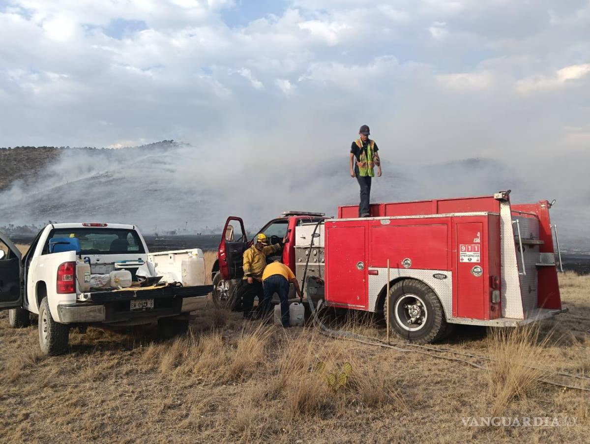 $!Autoridades universitarias y municipales coordinan acciones para apoyar a las brigadas.