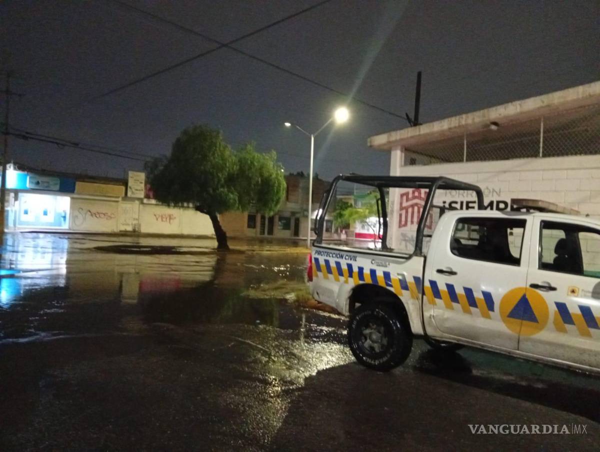 $!Elementos de distintas dependencias mantienen recorridos de vigilancia para atender reportes ciudadanos derivados de las condiciones climáticas.