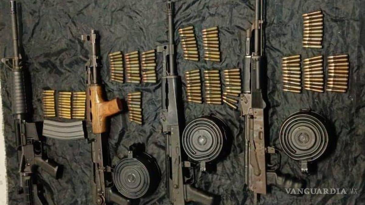 Capturan en Nuevo León a grupo criminal con armas de uso exclusivo del Ejército y drogas