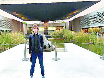 Mick Jagger visitó el Museo de Antropología