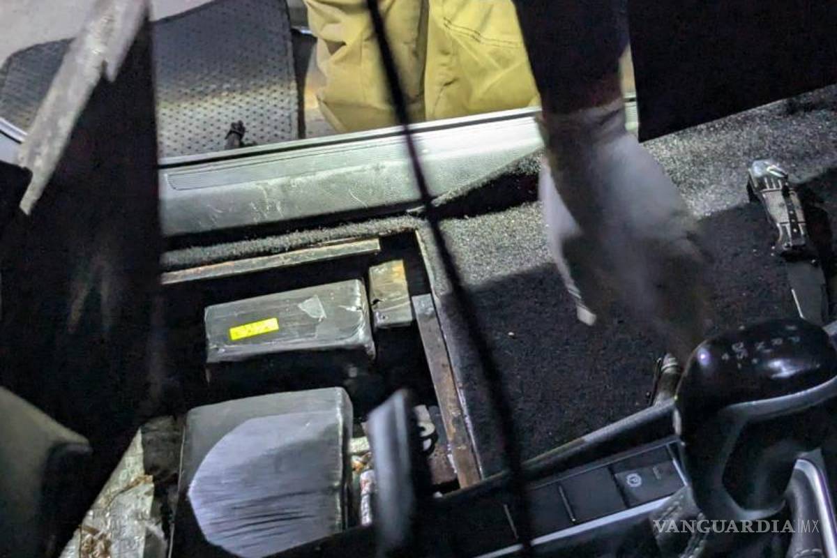 $!La unidad fue detectada con base a una llamada anónima que alertó a las autoridades del presunto tráfico de droga