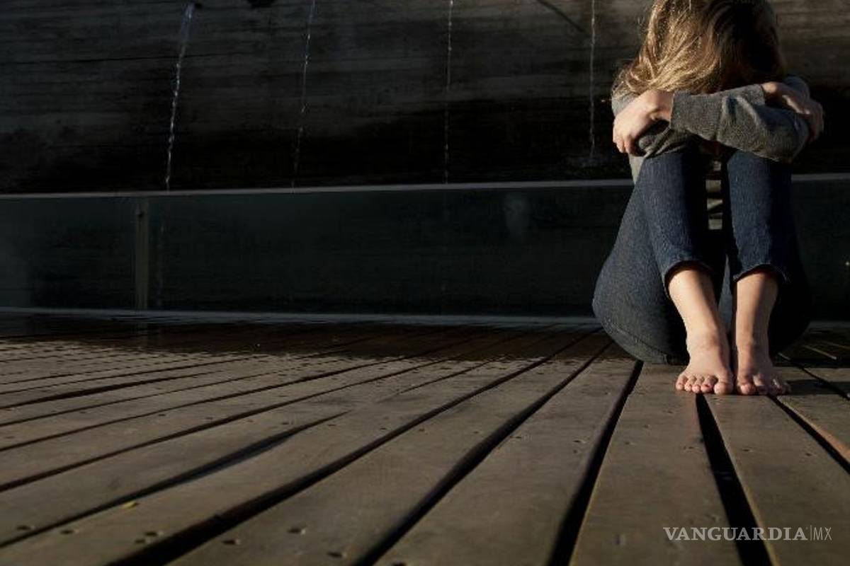 Ofrecía trabajo a chicas por Facebook, luego las violaba; sigue libre