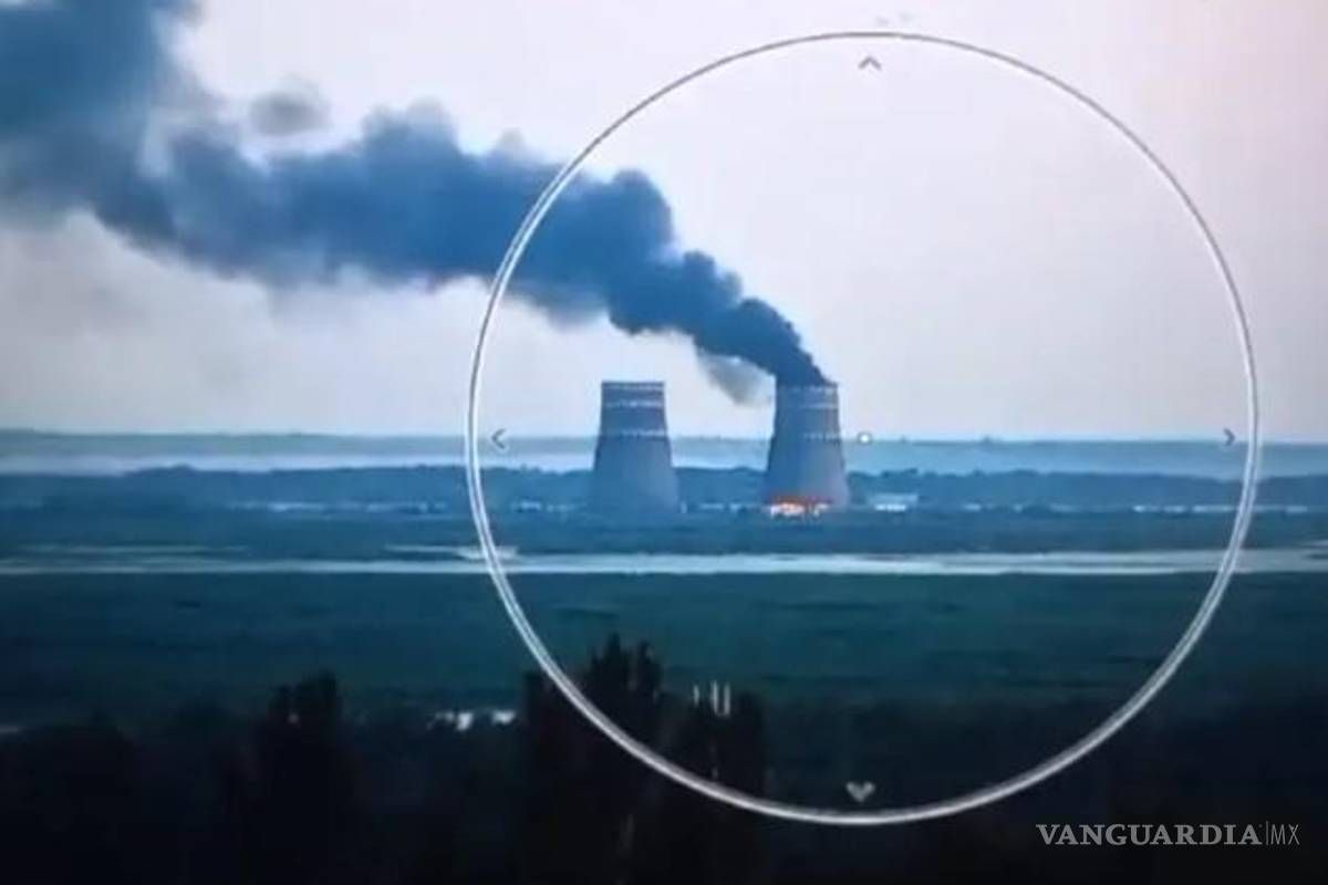 Enorme incendio en central eléctrica controlada por Rusia en Ucrania genera alertas de desastre nuclear
