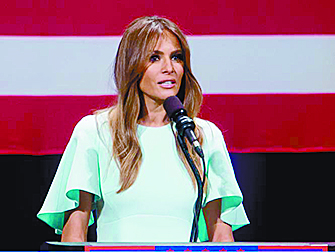 Melania Trump acusa a los medios por difamación