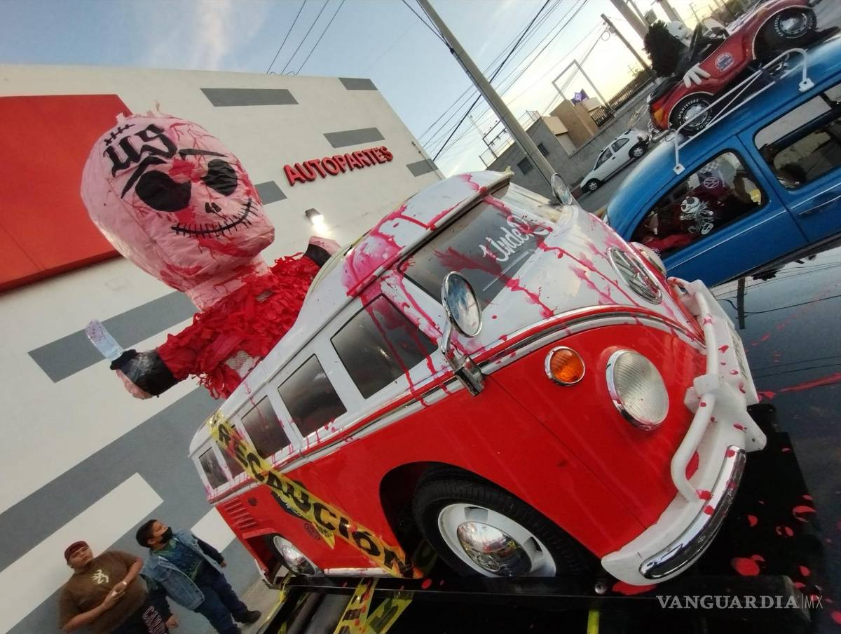 $!Familias enteras participaron en la decoración y rodada.