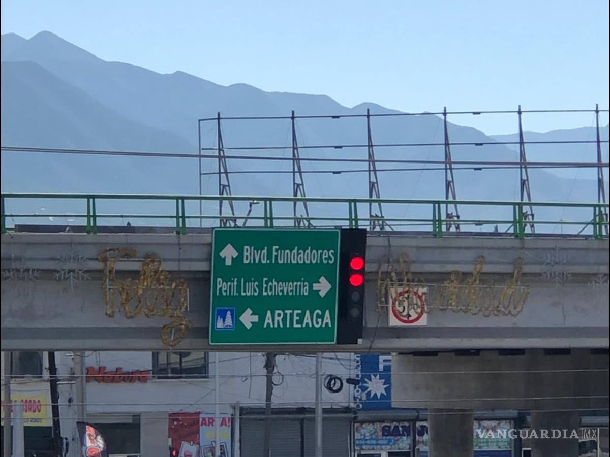 $!Imagen captada por transeúntes del bulevar Eulalio Gutiérrez.