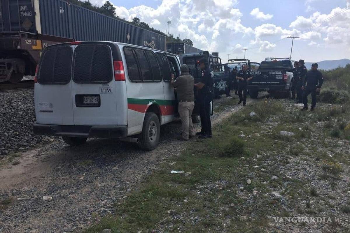 Caen tres migrantes con documentos falsos