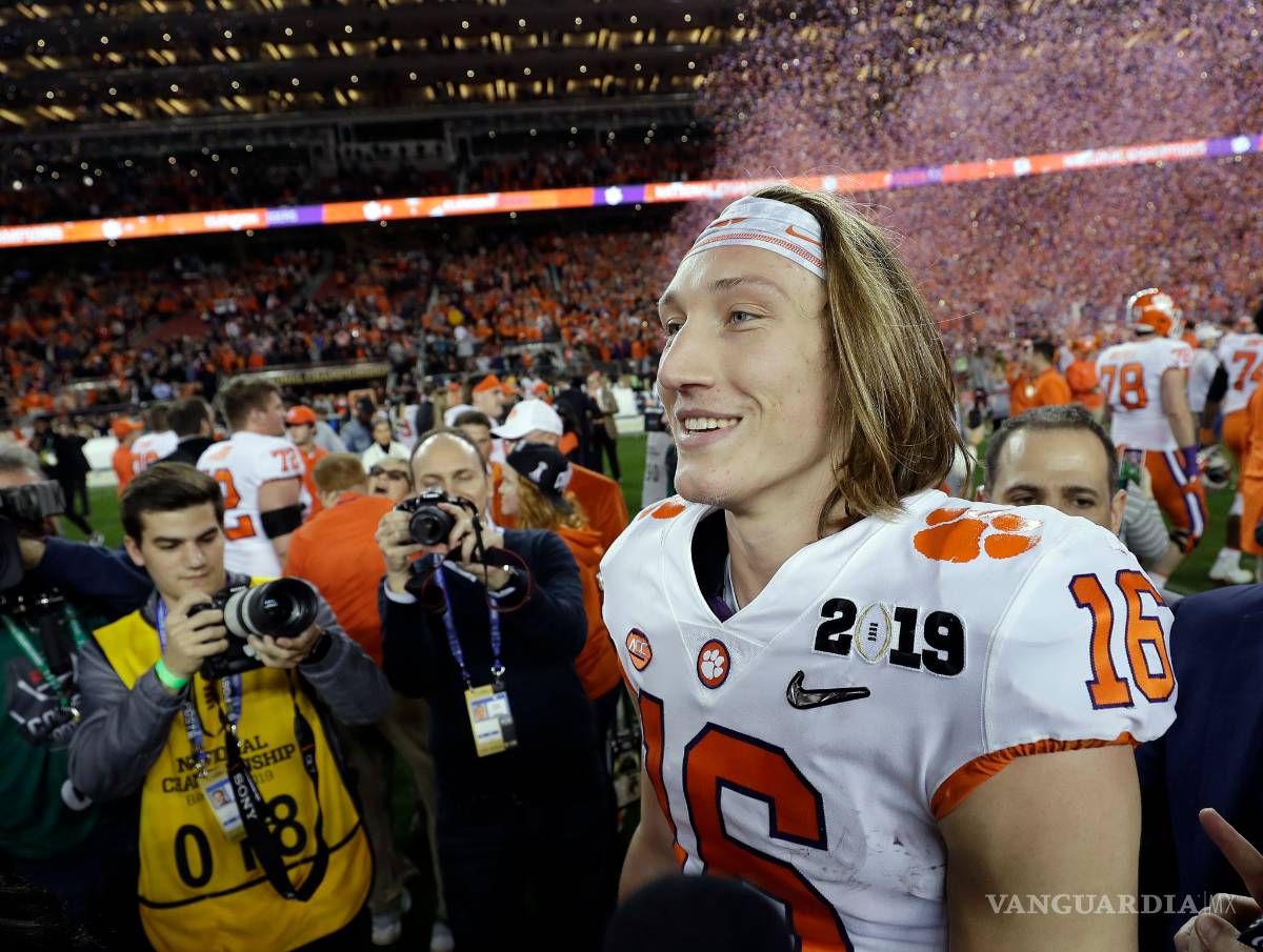 $!Clemson le pasa por encima a Alabama y son campeones del futbol colegial en el Campeonato Nacional