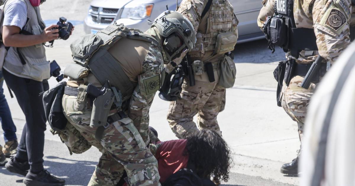 Se incrementan los arrestos de inmigrantes en Chicago; activistas responden sus tácticas de resistencia