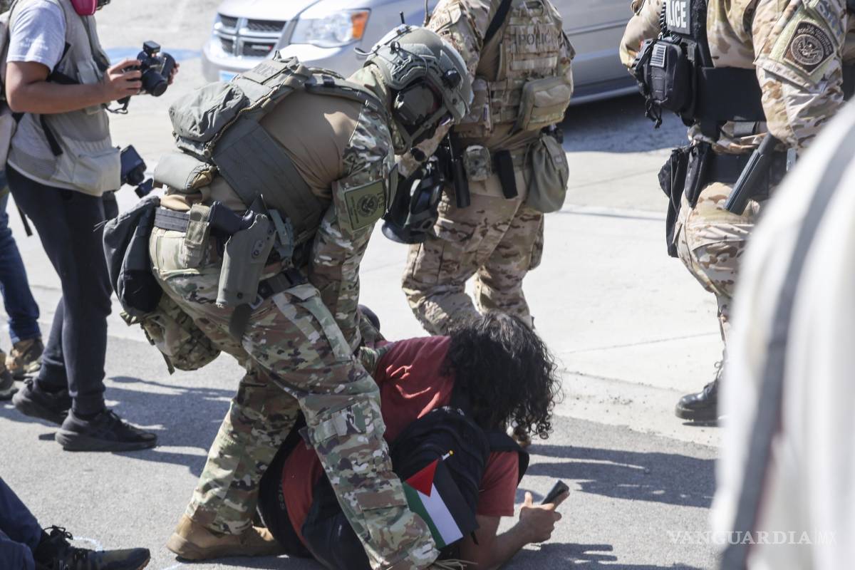 Se incrementan los arrestos de inmigrantes en Chicago; activistas responden sus tácticas de resistencia