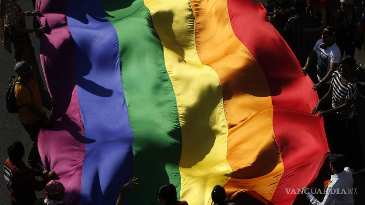 NY toma medidas contra terapia de "conversión gay"