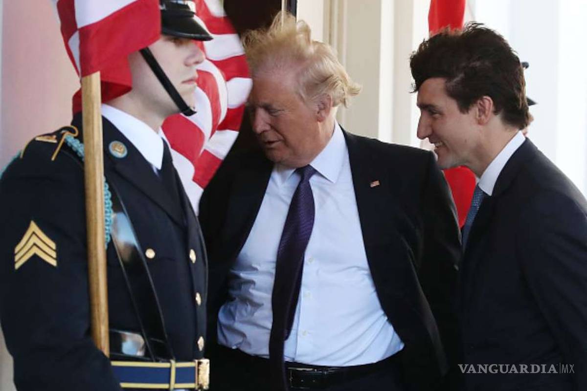 ¿Donald Trump se broncea?, esta foto dice que sí