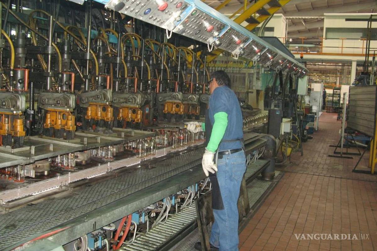 Recortan empleos mayoría de empresas en NL