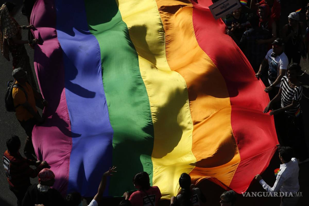 NY toma medidas contra terapia de "conversión gay"