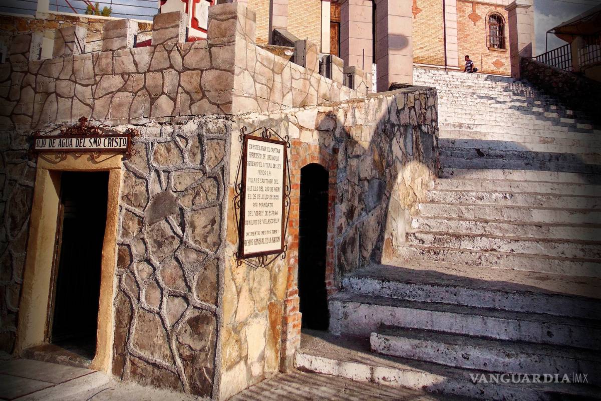 En Saltillo se desborda ojo de agua; aclaran que no es por obras del Mirador