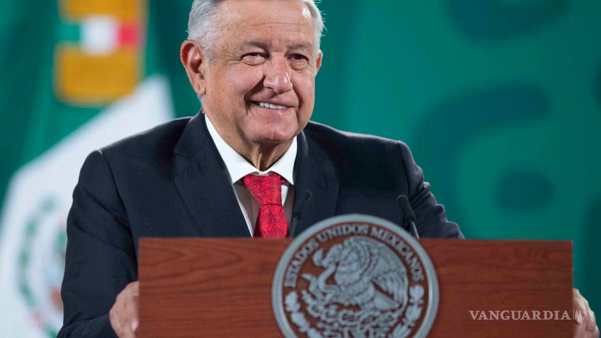 AMLO abre convocatoria para carreras técnicas de beisbol y box para bachillerato