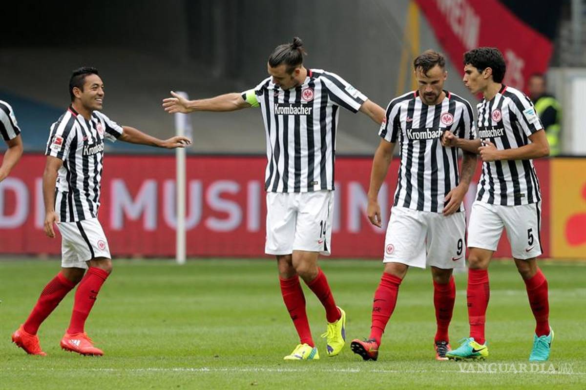 Marco Fabián la está rompiendo en Alemania, ahora contribuye en los dos goles del Eintracht